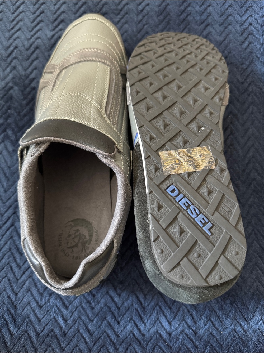 NWT, Diesel Gray and Blue Men's Velcro Skate-Style Sneakers - Picture 2 of 2